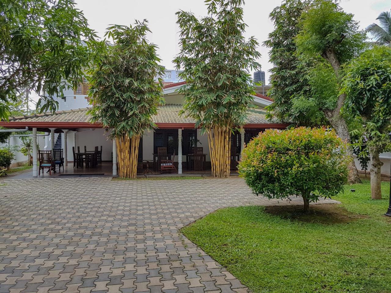 מיריסה White Villa Beach Resort מראה חיצוני תמונה