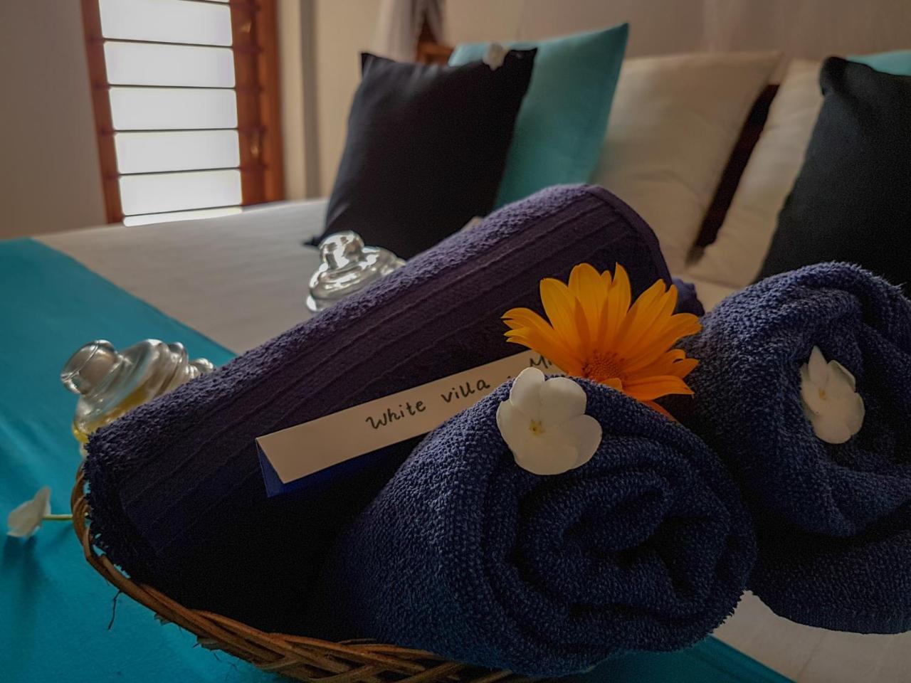 מיריסה White Villa Beach Resort מראה חיצוני תמונה