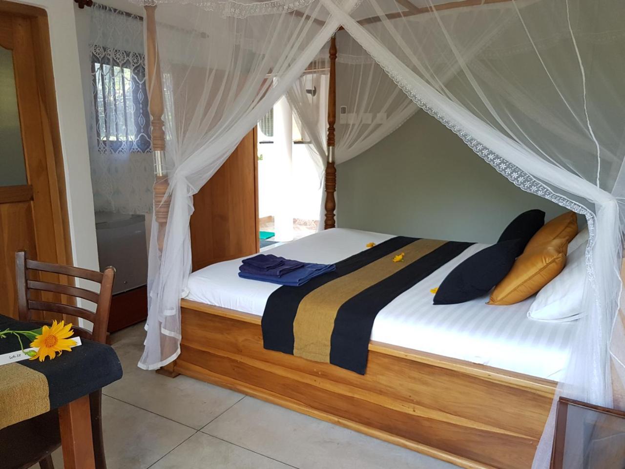 מיריסה White Villa Beach Resort מראה חיצוני תמונה